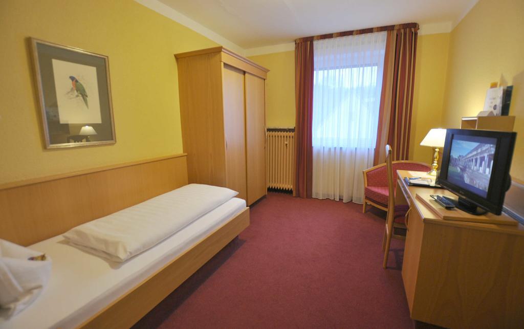 Hotel Elisabeth Bad Abbach Buitenkant foto