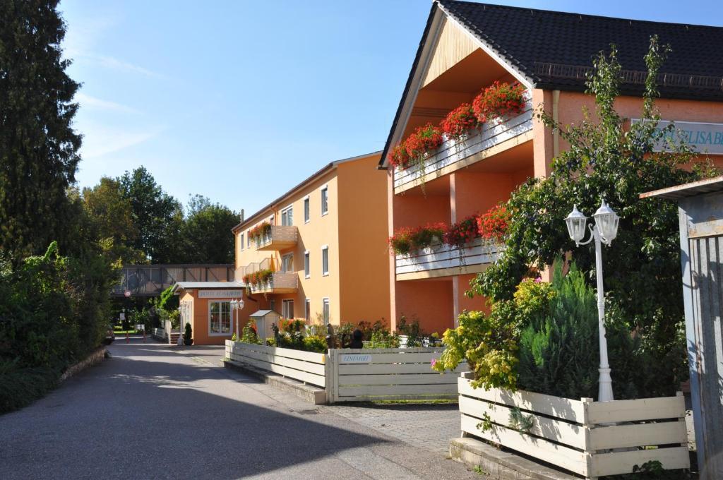 Hotel Elisabeth Bad Abbach Buitenkant foto